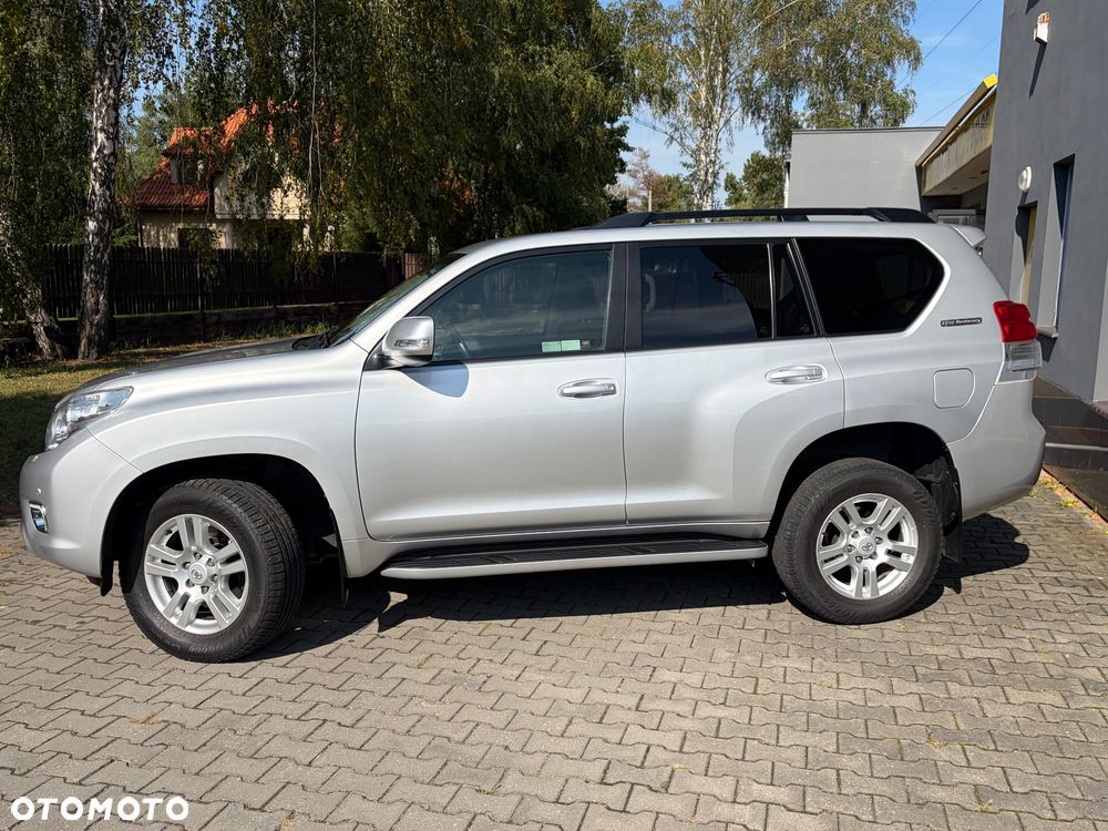 Toyota Land Cruiser 2012 photo 5