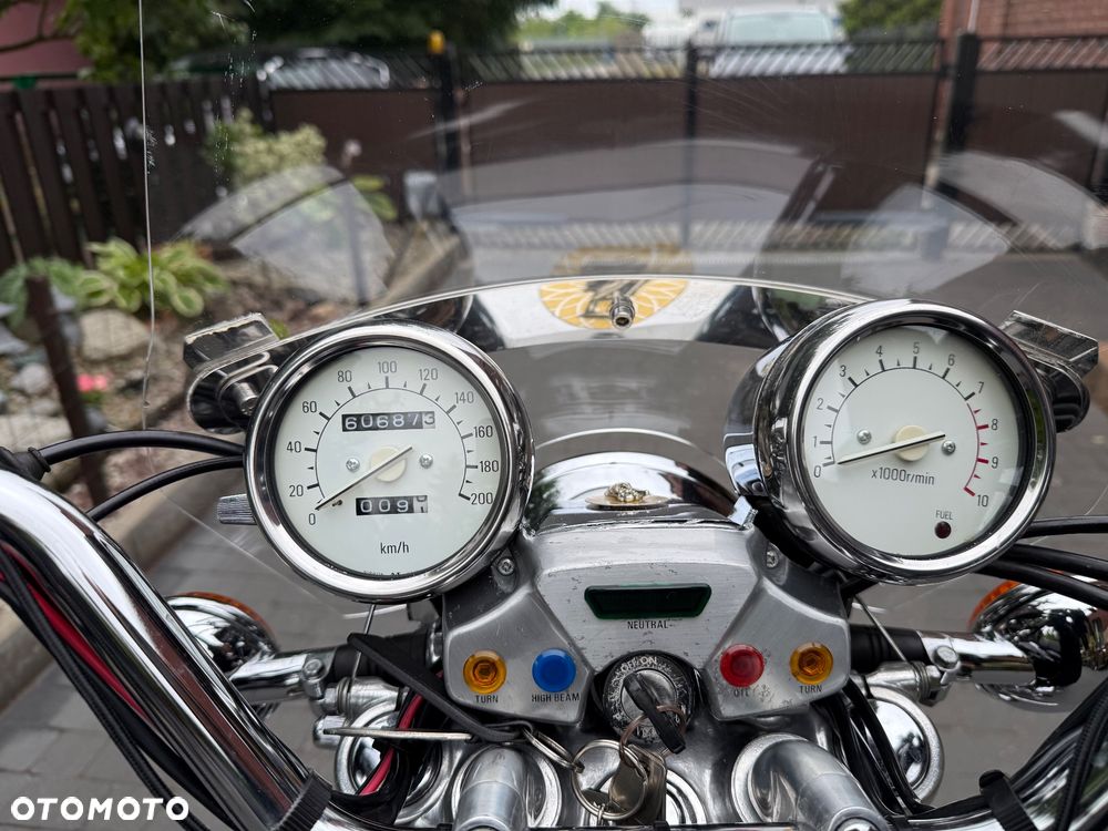 Yamaha XV - 12