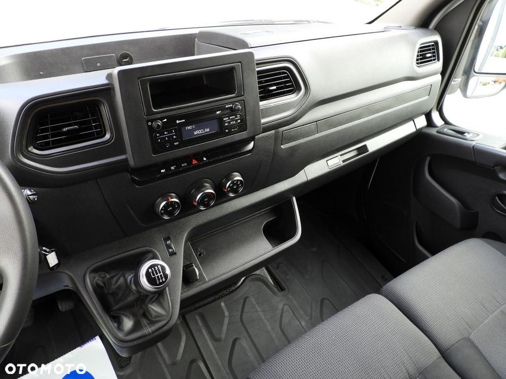 Renault MASTER PLANDEKA 10 PALET WEBASTO TEMPOMAT LEDY PNEUMATYKA KLIMATYZACJA  165KM - 31
