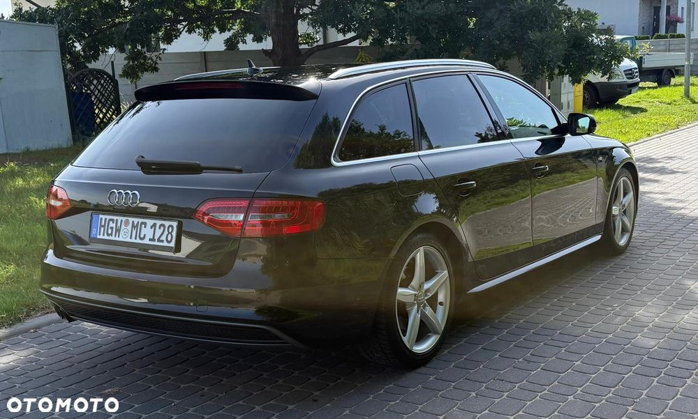 Audi A4 Avant 2.0 TDI Quattro Line S tronic - 4