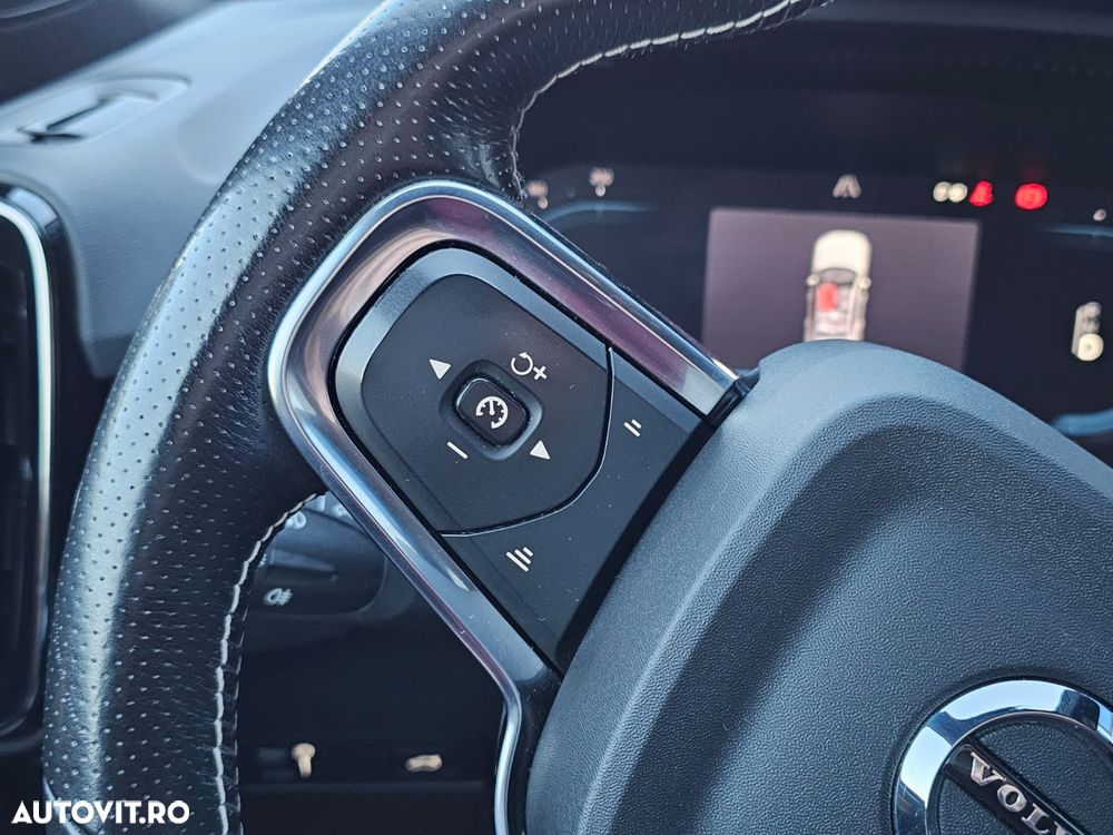 Volvo XC 40 P8 AWD Recharge RDesign - 19