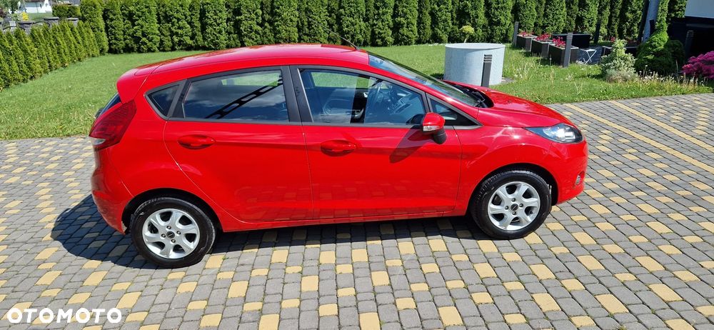Ford Fiesta 1.25 Ambiente EU5 - 9