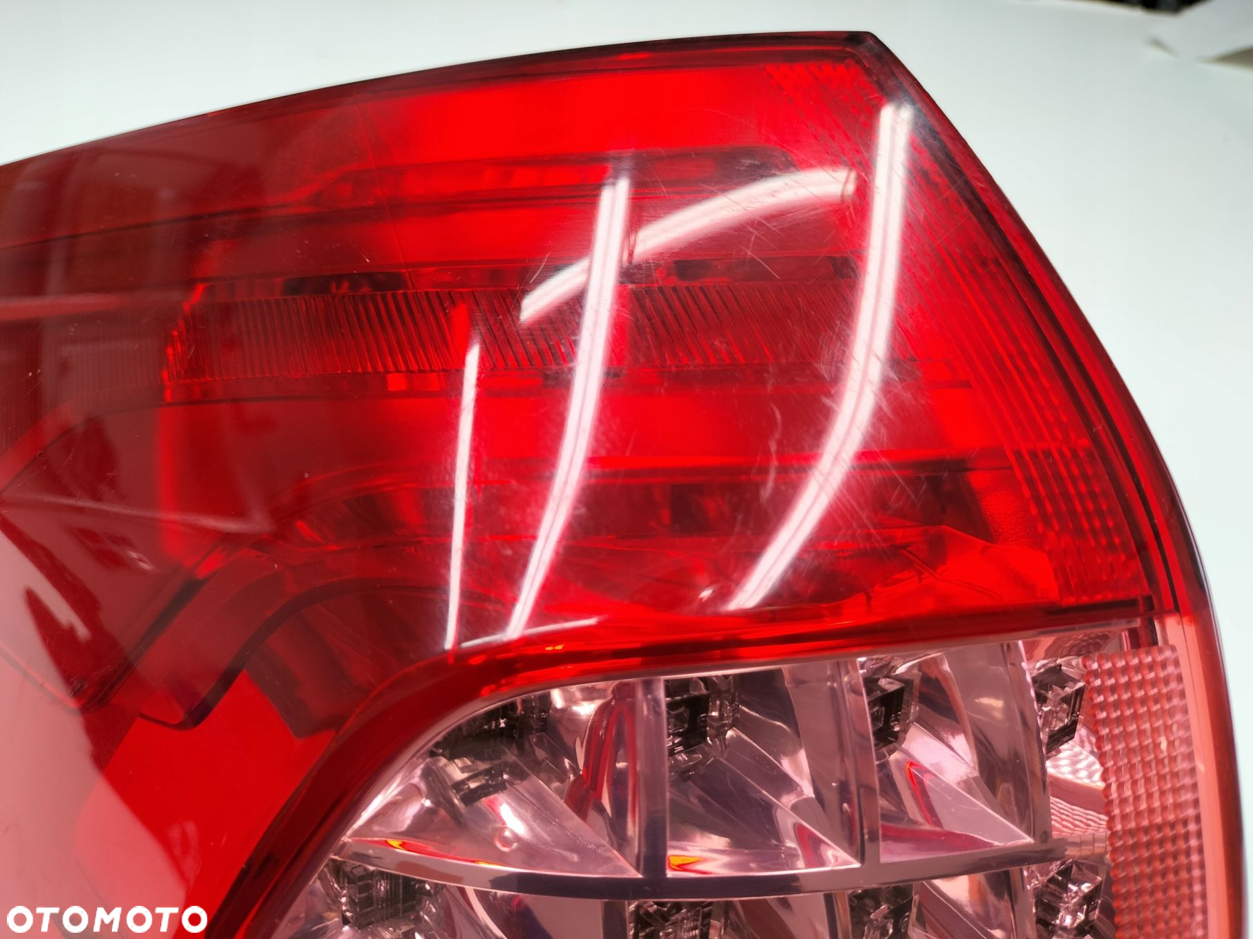 LAMPA TYLNA LEWA CITROEN C5 X7 III LEWY TYŁ KOMBI 2008-2011 - 3
