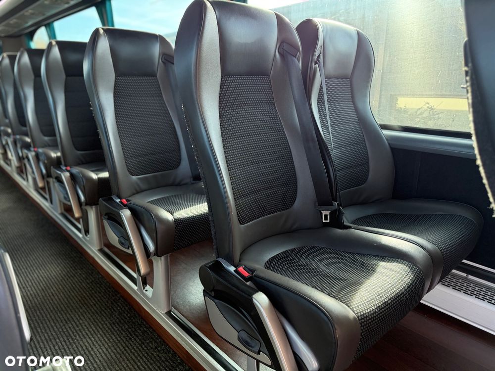 Mercedes-Benz Atego Unvi - 12