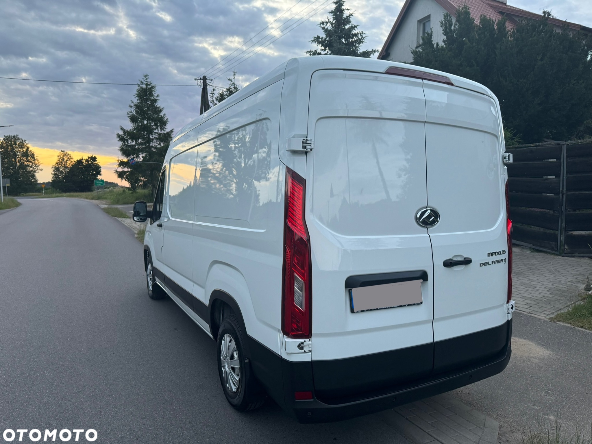 Maxus Deliver 9 - 19