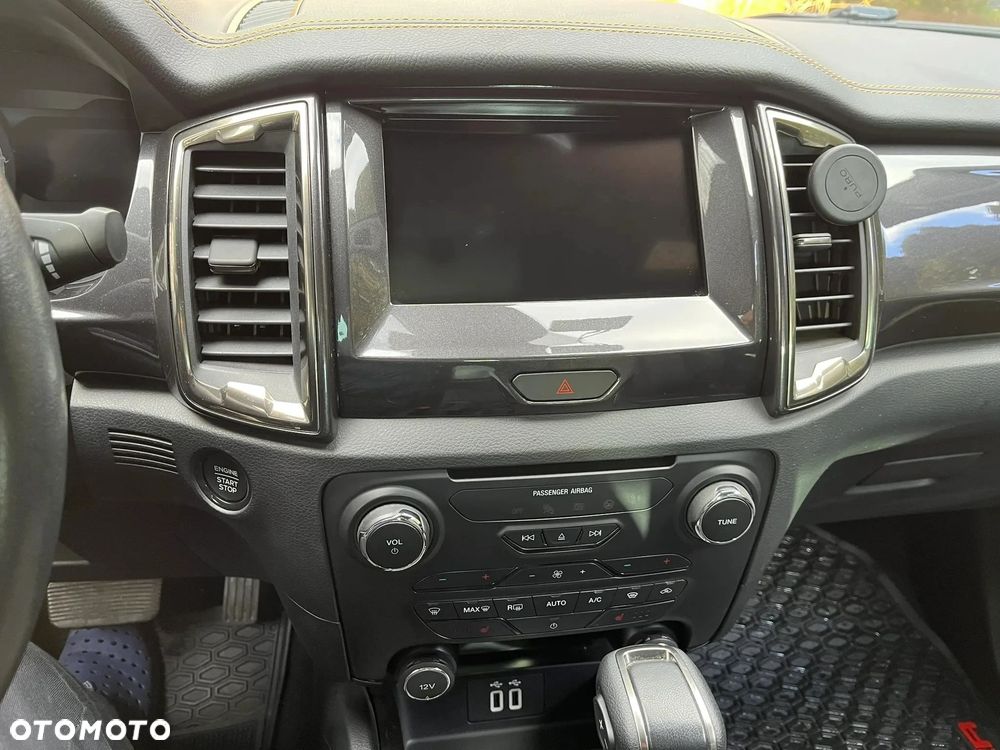 Ford Ranger 2.0 EcoBlue 4x4 DC Wildtrak - 31