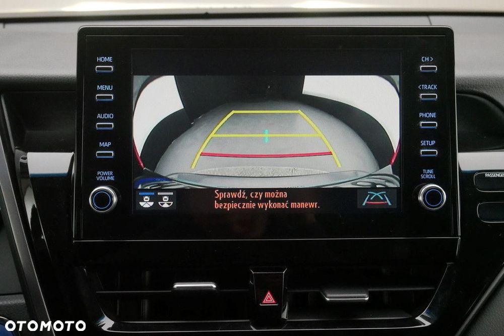 Toyota Camry 2.5 Hybrid Executive CVT - 18