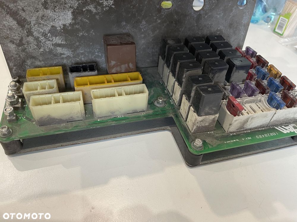 Mecalac 12 MXT - tablica skrzynka bezpieczników 1B020408 1B020409 - 1