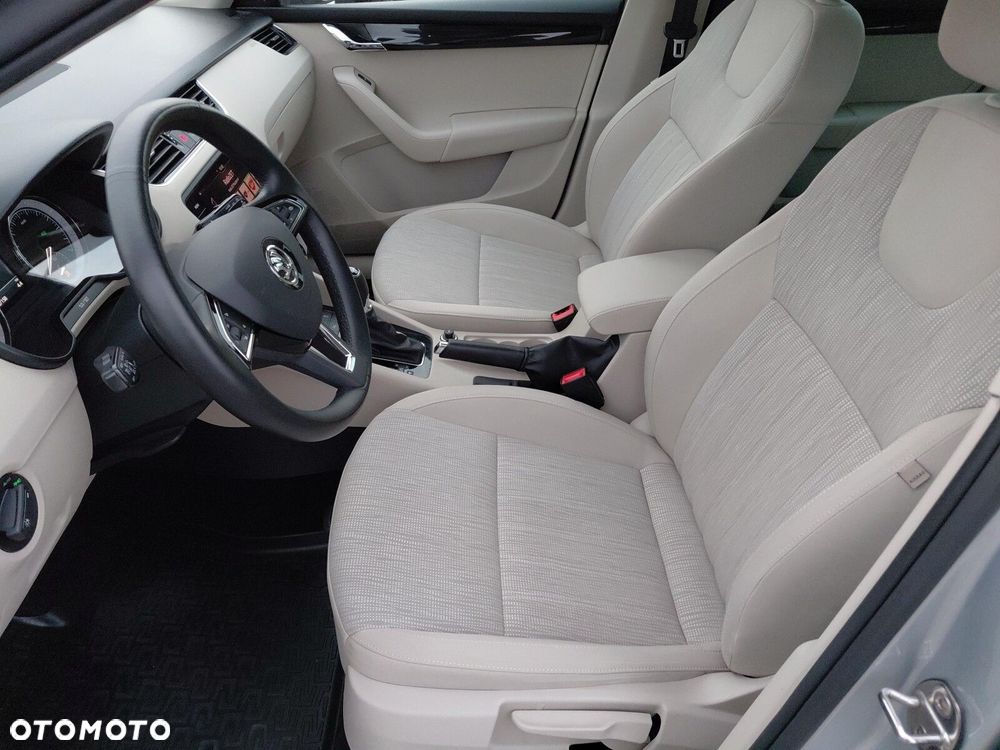 Skoda Octavia 1.8 TSI 4x4 Style DSG - 10