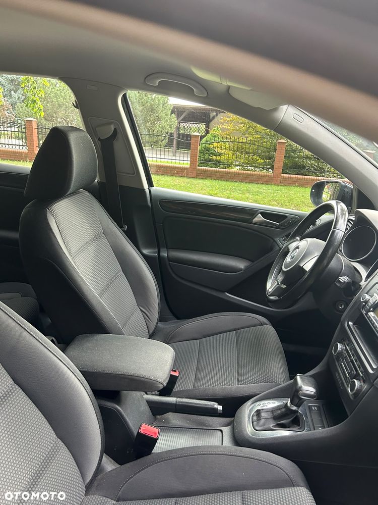 Volkswagen Golf 1.4 TSI Comfortline DSG - 8