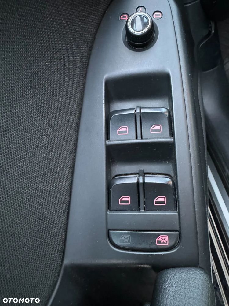 Audi A4 Avant 2.0 TDI DPF Ambition - 16