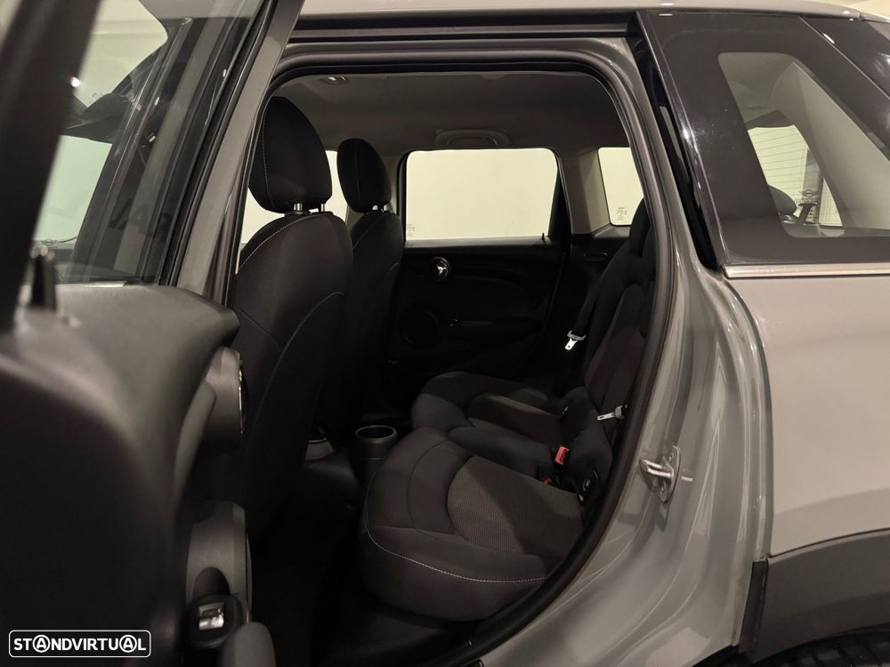 MINI 5 Portas One D - 28