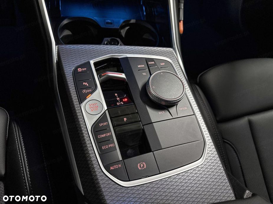 BMW Seria 3 320i xDrive M Sport sport - 14