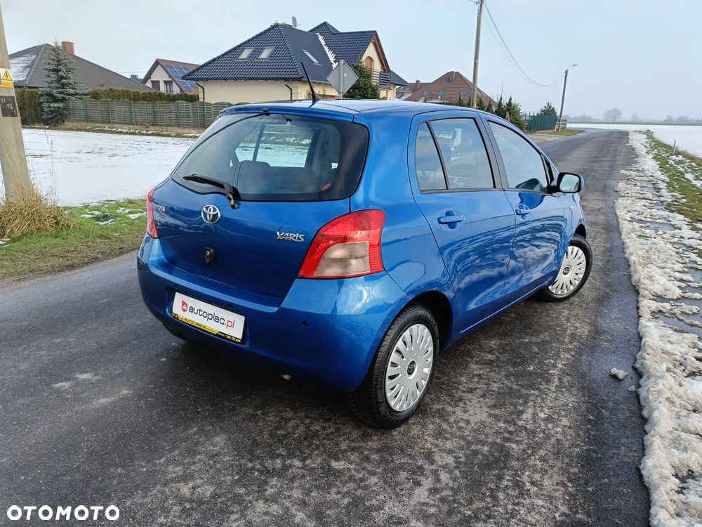 Toyota Yaris 1.3 VVT-i Travel - 33