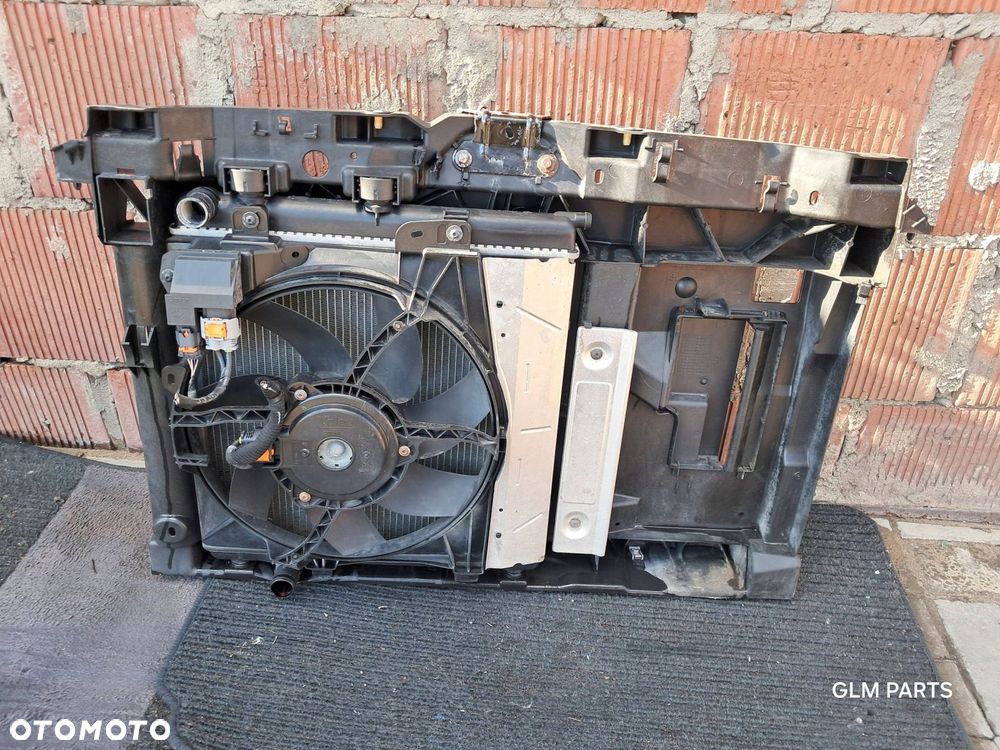 peugeot 2008 208 1.4 1.2 vti hdi pas przedni chłodnica wody wentylator - 4