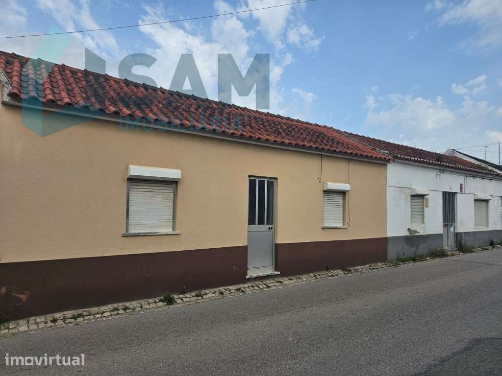 Duas casas Arrecadação Barro Torres Vedras - Grande imagem: 2/23