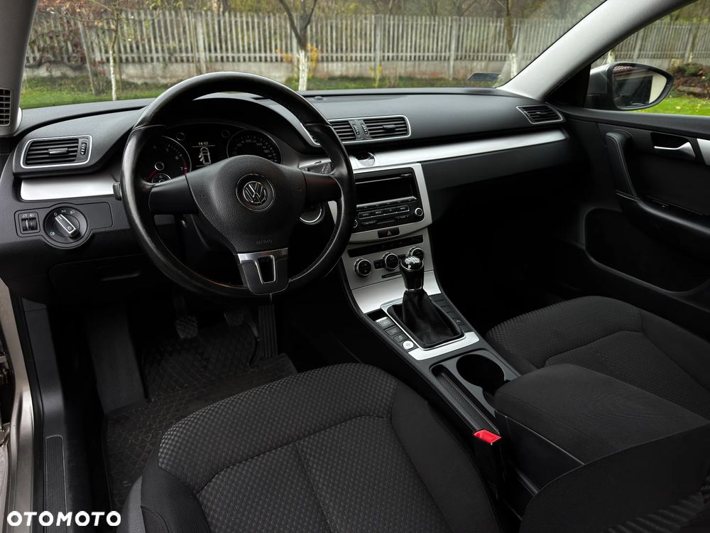 Volkswagen Passat 1.4 TSI Comfortline - 14