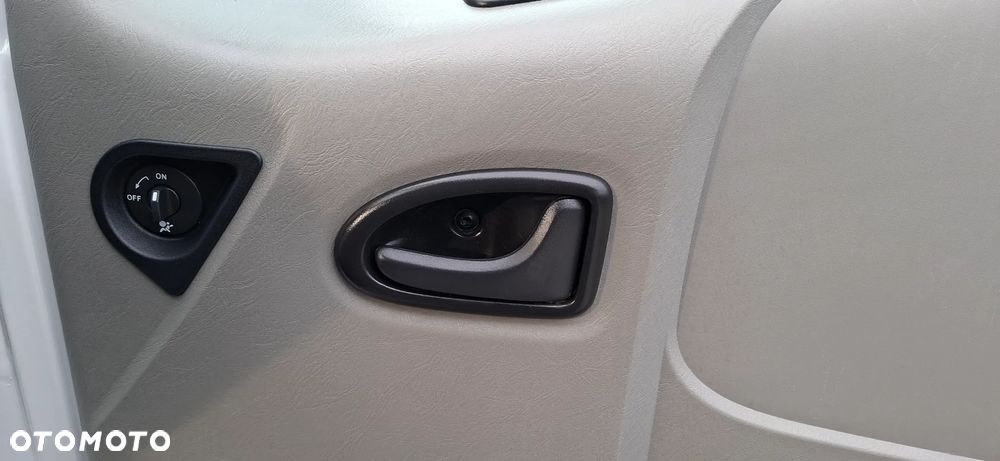 Opel Vivaro - 34