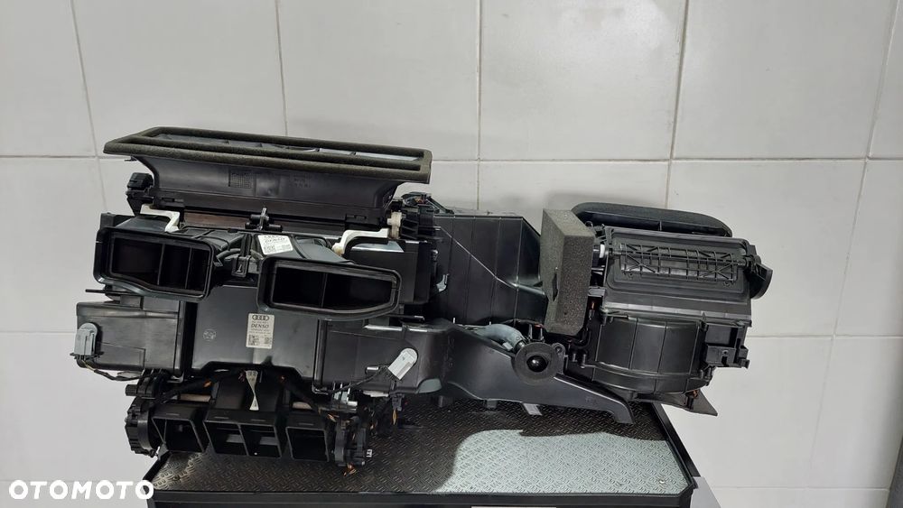 NAGRZEWNICA DMUCHAWA KLIMATRONIC AUDI A6 C7 3,0TDI R2012 NR 4G1820005L - 1
