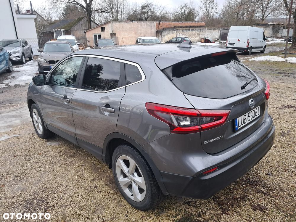 Nissan Qashqai - 2