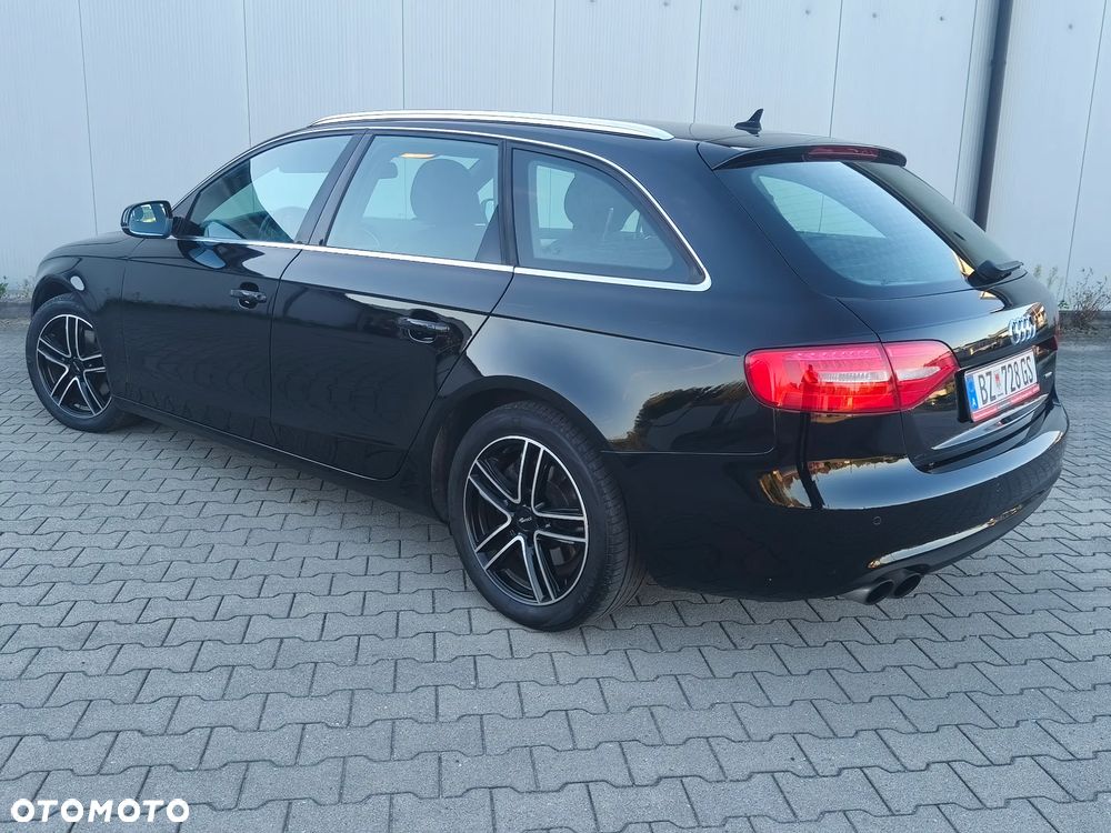 Audi A4 Avant 2.0 TDI Quattro S tronic - 14