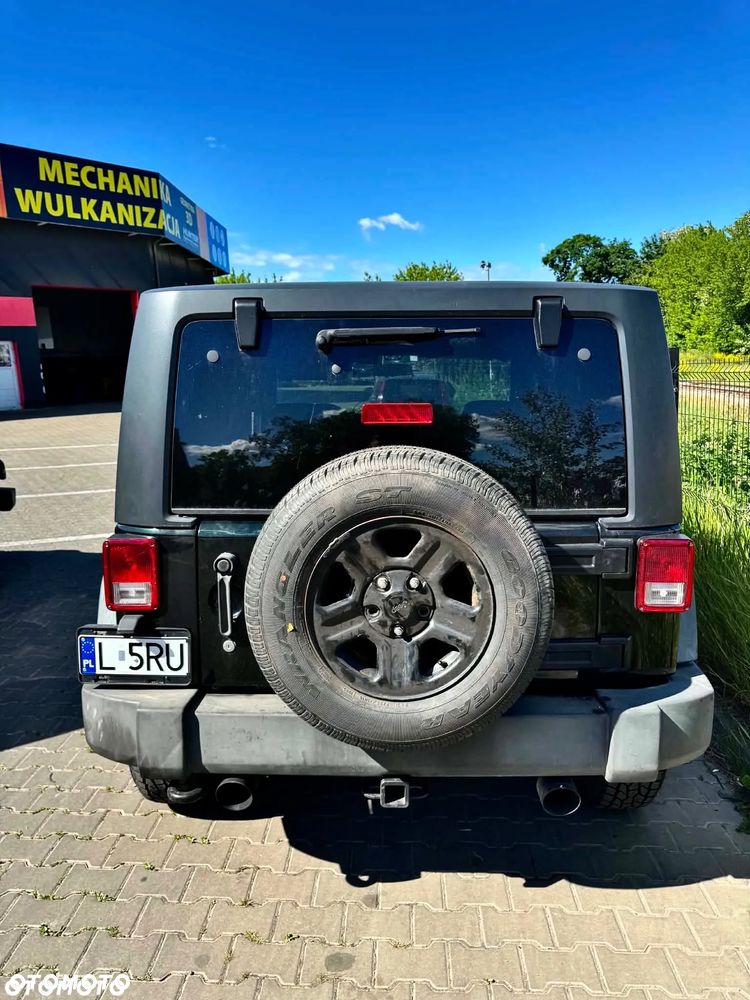 Jeep Wrangler - 5