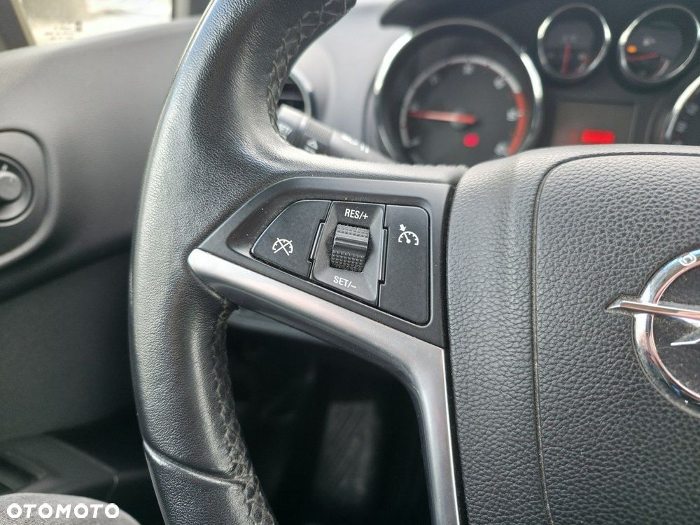 Opel Meriva - 17