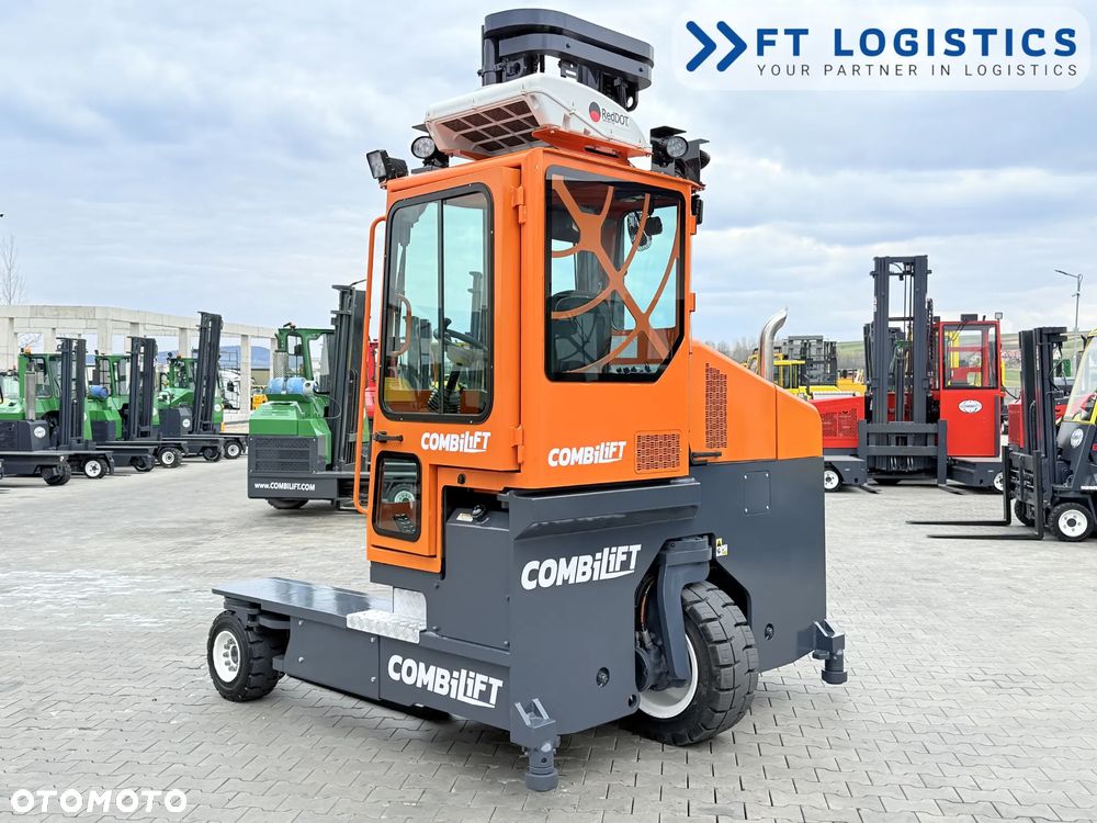 Combilift WÓZEK CZTEROKIERUNKOWY - WIELOKIERUNKOWY | COMBILIFT C4000 | DIESEL | TRIPLEX 6800MM | POZYCJONER WIDEŁ | OGRZEWANIE + KLIMATYZACJA | STAN IDEALNY | Szeroka oferta wózków czterokierunkowych i bocznych, dopasowanych do różnorodnych potrzeb i zastosowań - 10