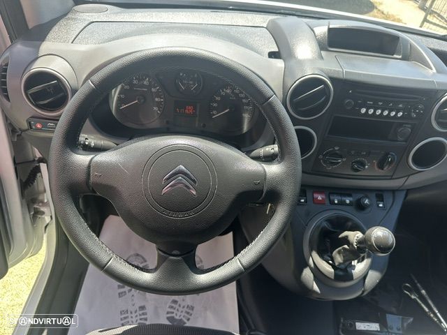 Citroën BERLINGO 3 LUGARES 100 CV - 10