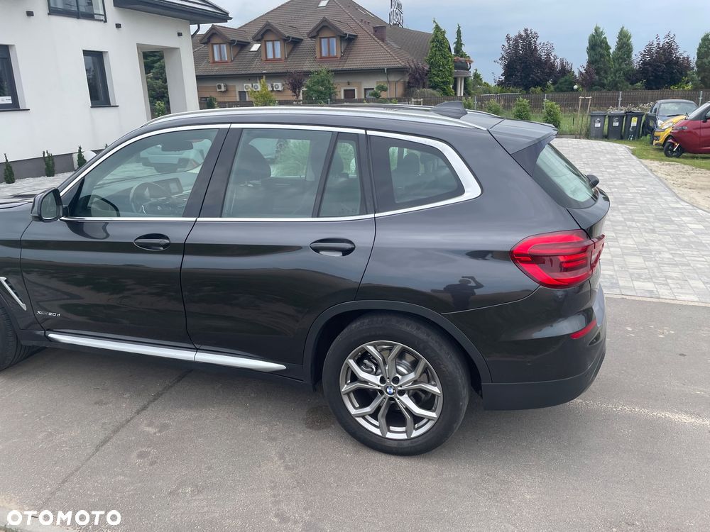 BMW X3 xDrive20d M Sport Edition - 3