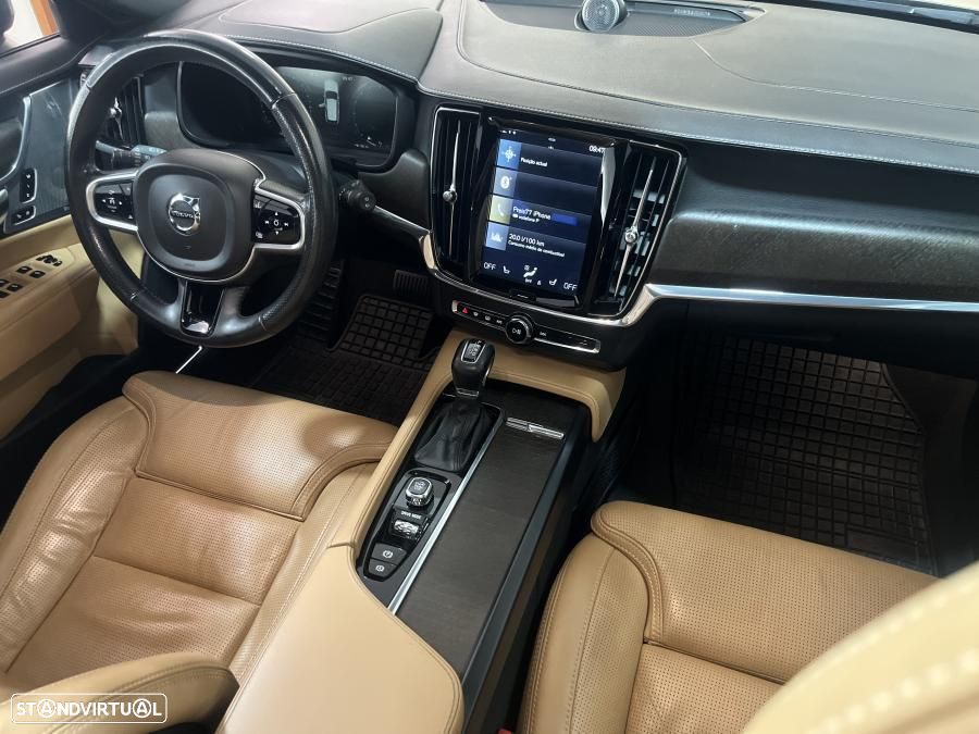 Volvo V90 Cross Country 2.0 D4 Plus AWD Geartronic - 33