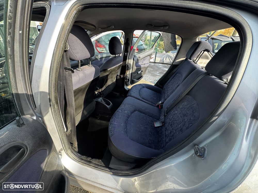 Peugeot 206 1.1 XT - 2