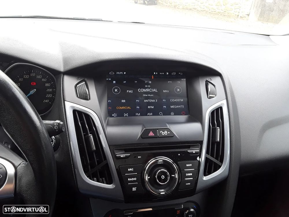 Ford Focus 1.0 SCTi Trend - 14