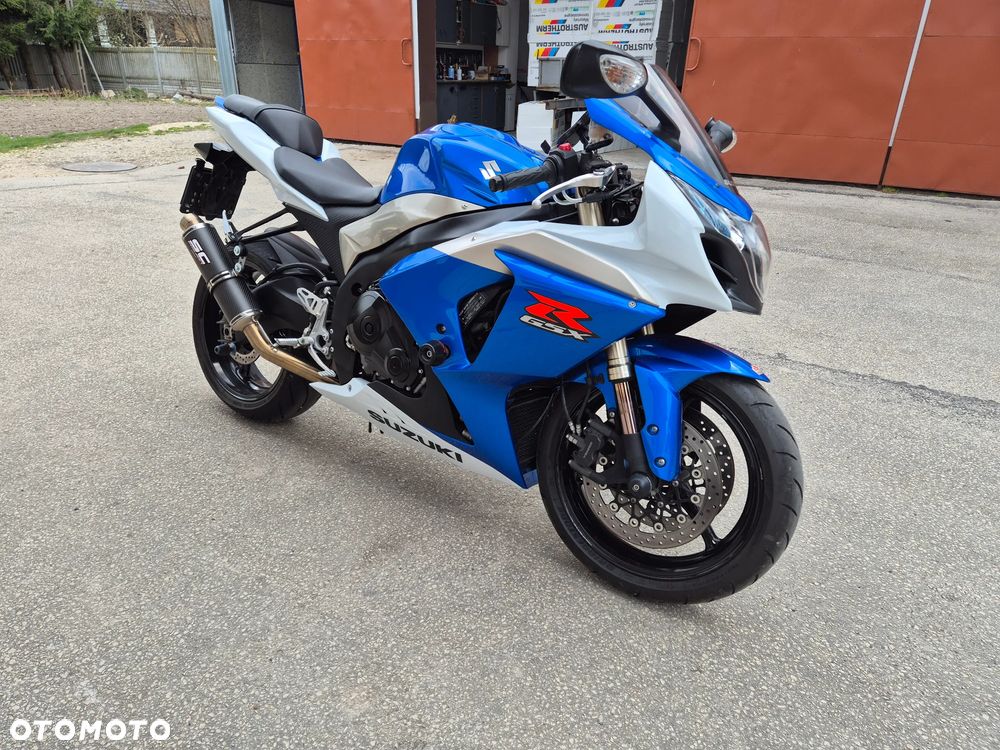 Suzuki GSX-R - 1