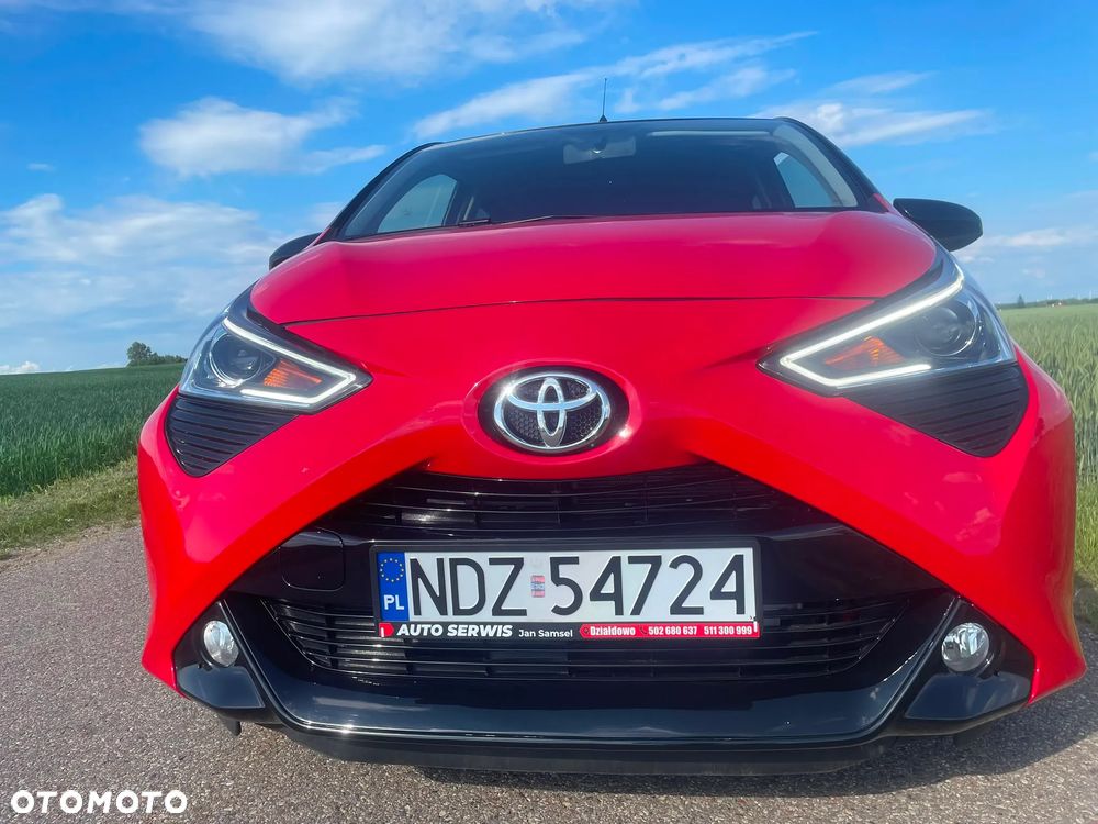 Toyota Aygo x.shift x-play connect - 11