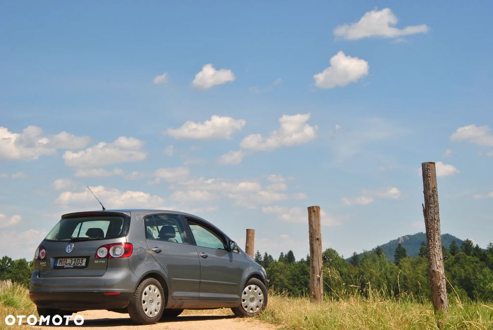 Volkswagen Golf Plus 1.6 FSI Comfortline - 26