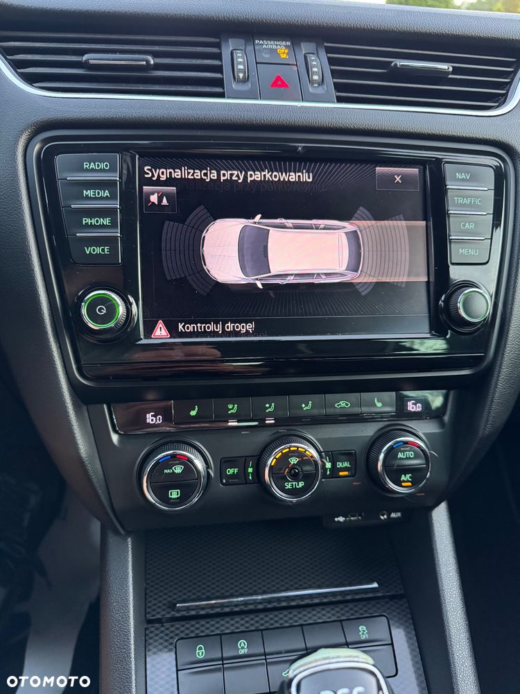 Skoda Octavia 2.0 TDI (Green tec) DSG RS - 19