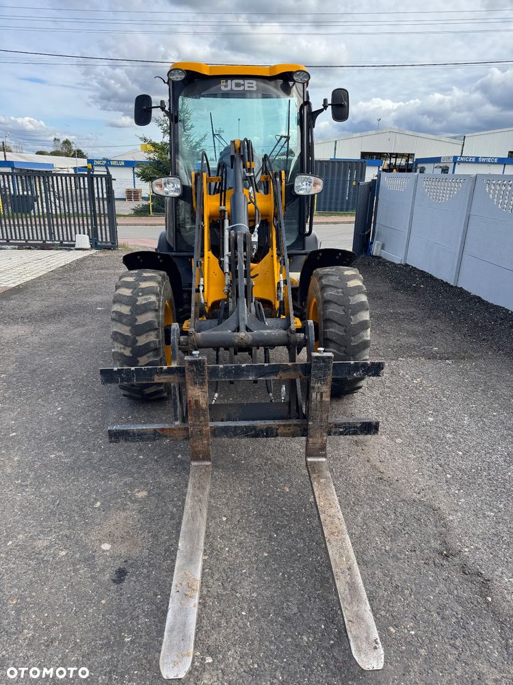 JCB 406 T4 - 5