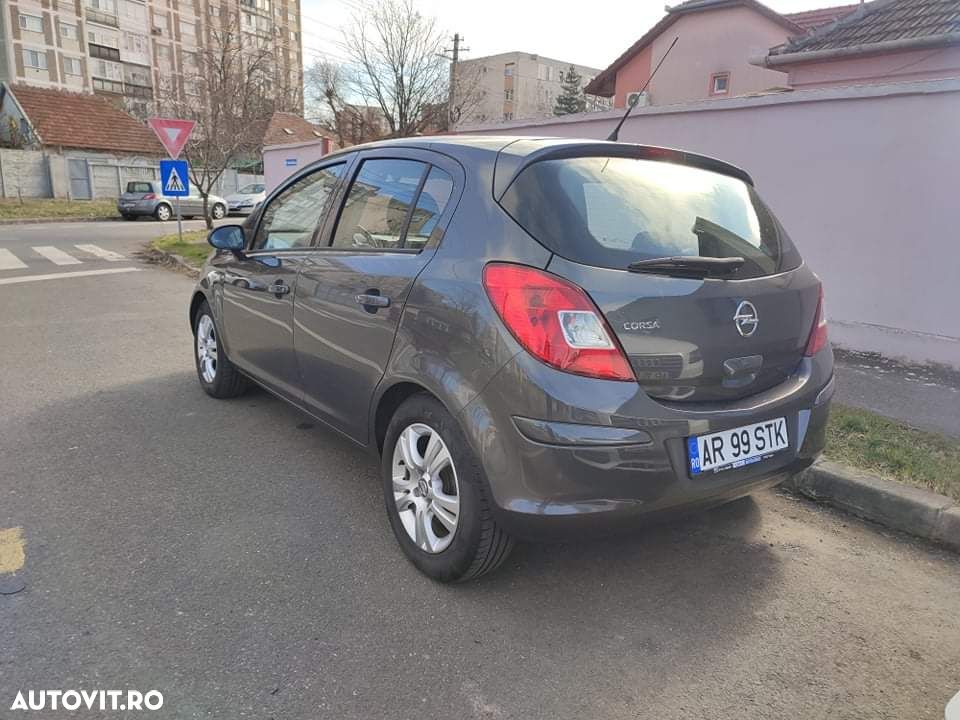 Opel Corsa - 2