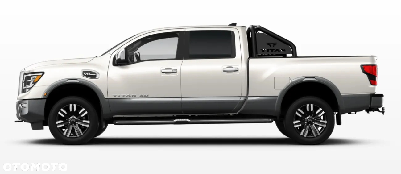 Nissan Titan - 4