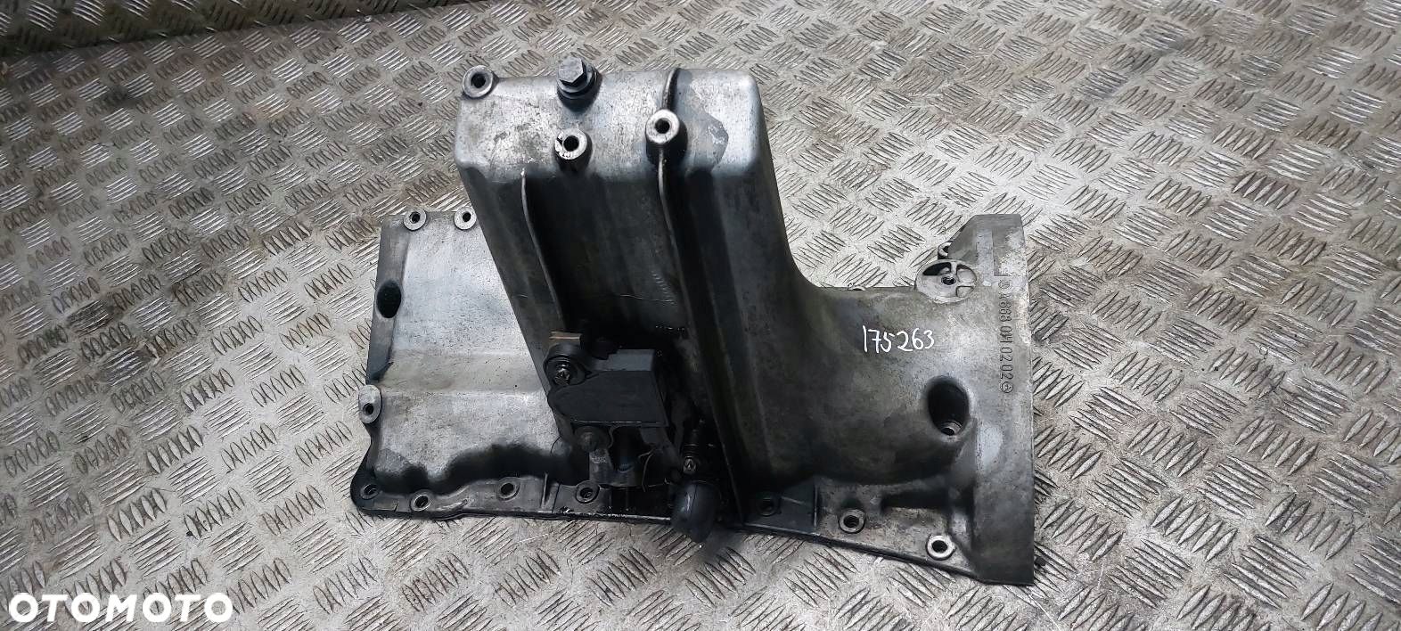 MISA MISKA OLEJOWA MERCEDES W168 1.7 CDI A0041535428 A6680140202 A170 - 1