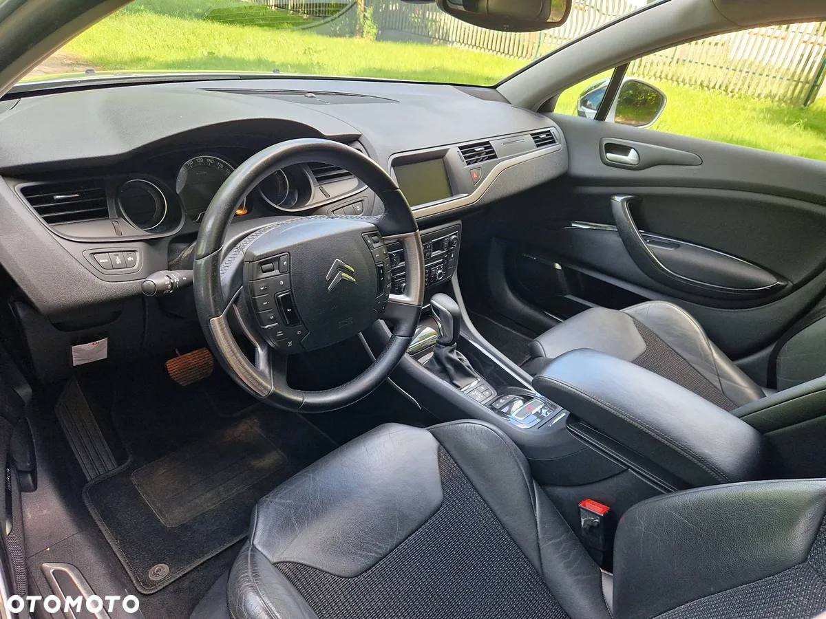 Citroën C5 2.0i 16V Exclusive Equilibre Navi - 6