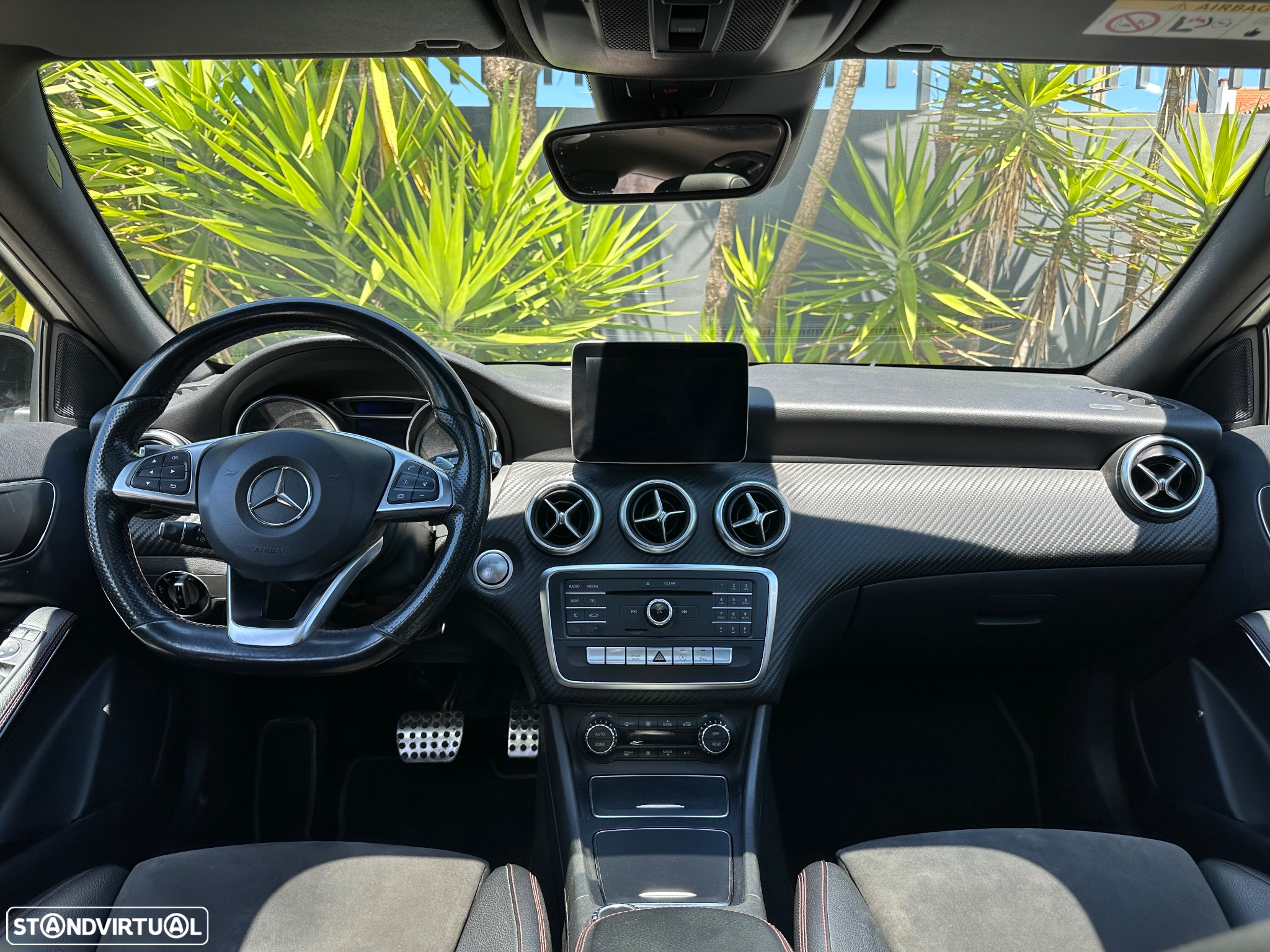 Mercedes-Benz A 180 CDI 7G-DCT AMG Line - 12