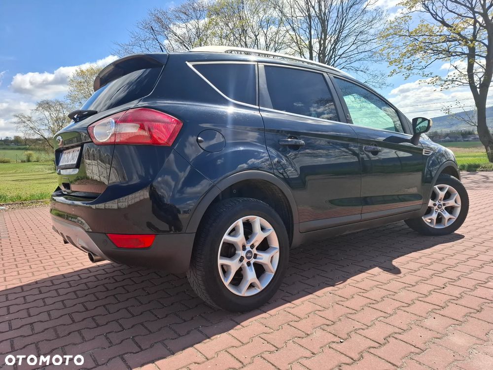 Ford Kuga 2.0 TDCi 2x4 Titanium - 23