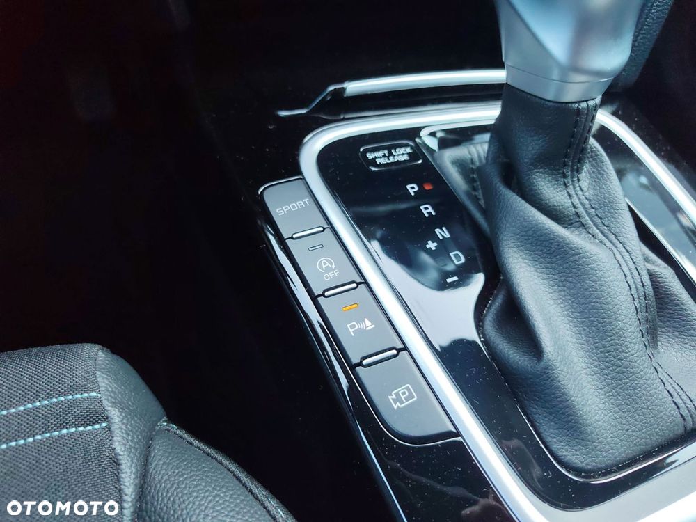 Kia XCeed 1.6 T-GDI Tribute DCT - 27