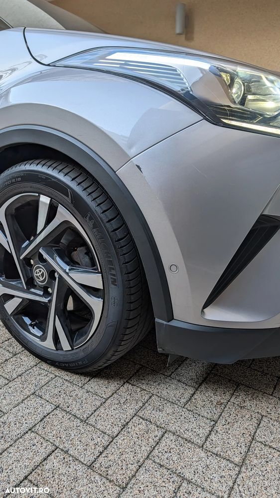 Toyota C-HR 1.8 HSD 4x2 CVT C-lassy LED - 27