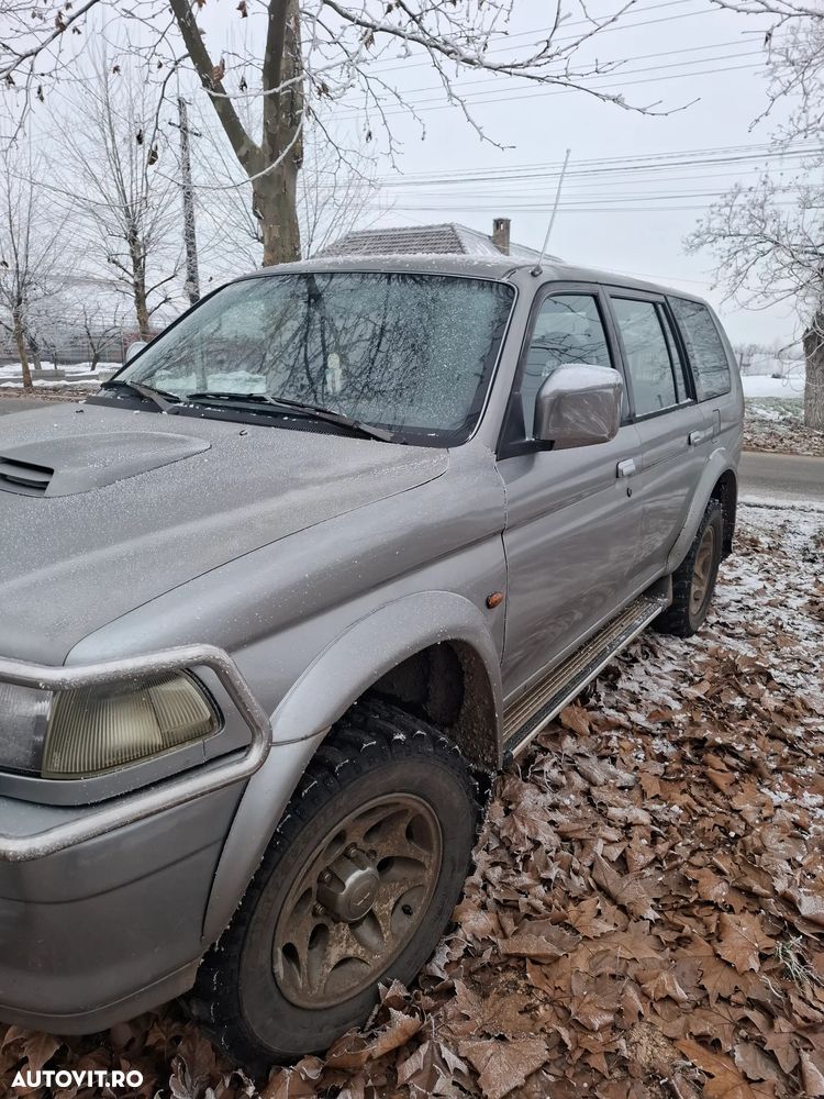 Mitsubishi Pajero - 3