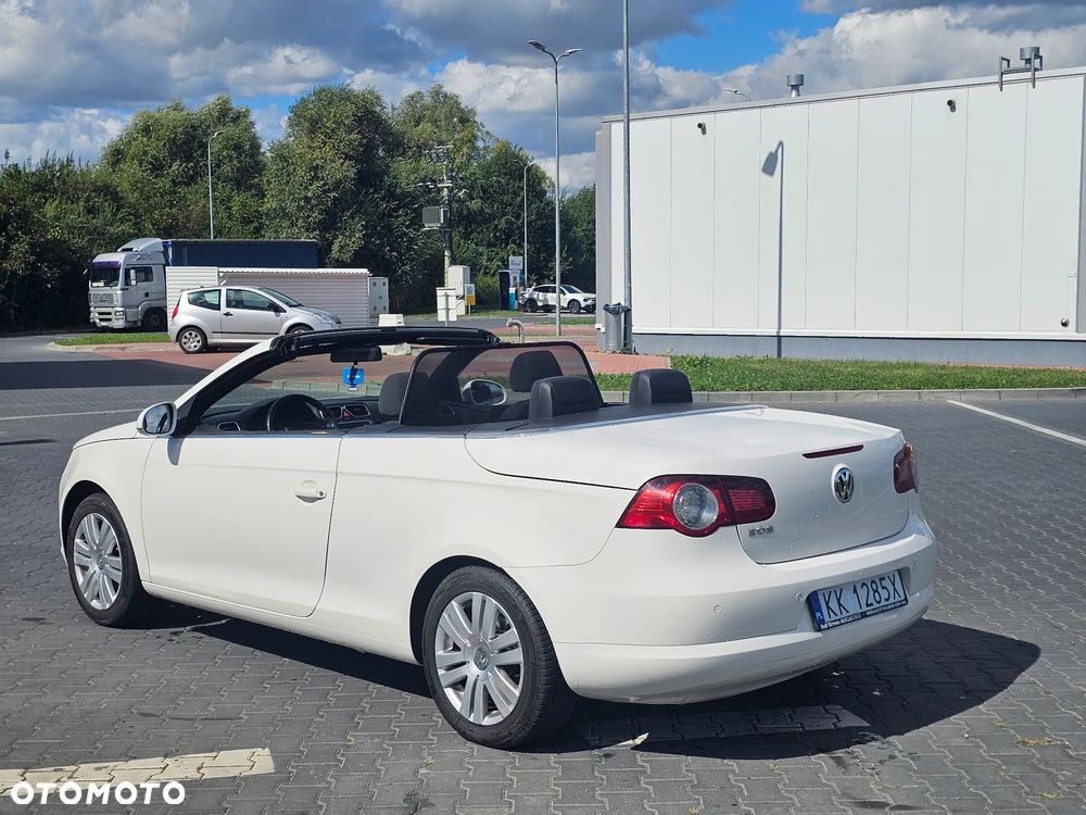 Volkswagen Eos 2.0 FSI Individual Chrom - 16