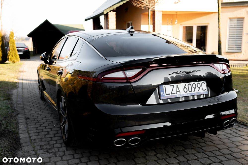 Kia Stinger 3.3 T-GDI V6 GT AWD - 16