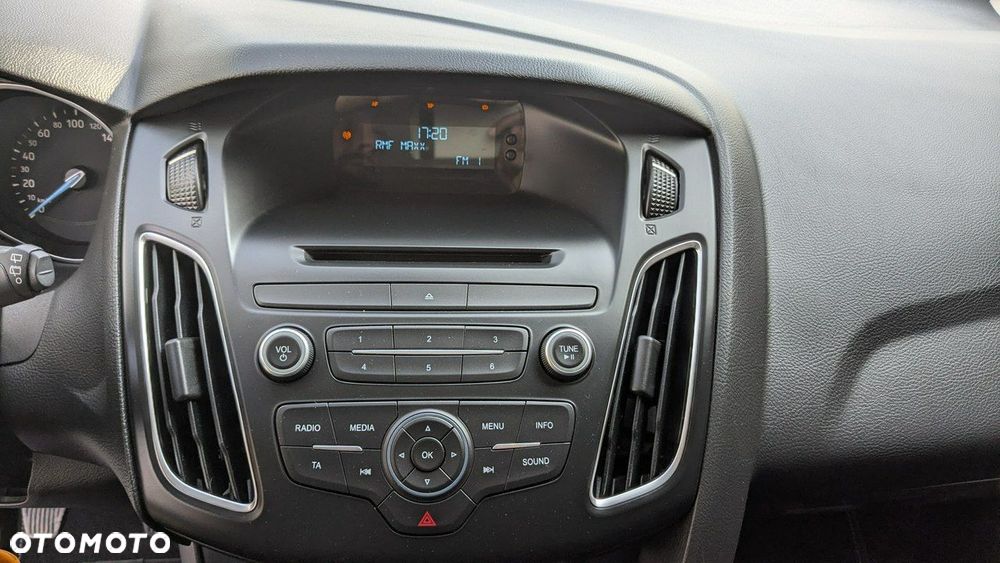 Ford Focus - 23